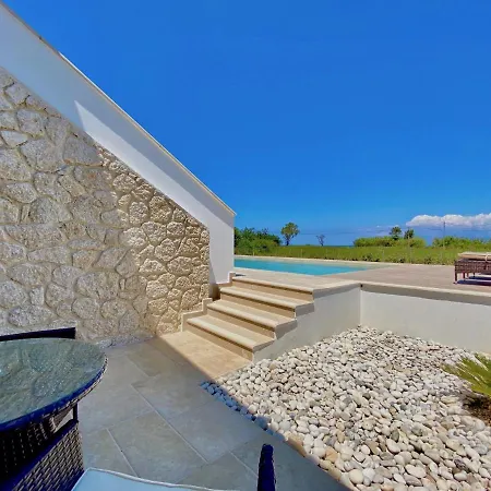 Luxury Beach Danune With Private Pool By Dadovillas Villa *