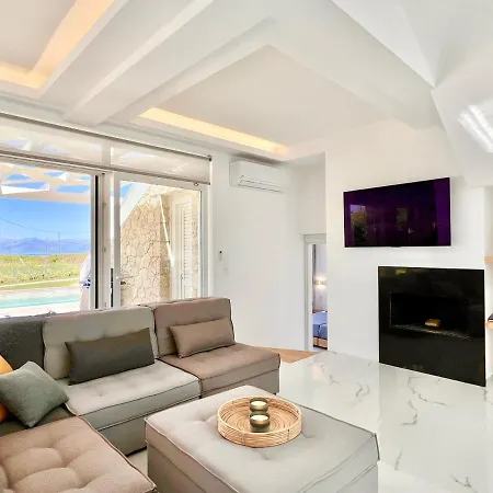 Luxury Beach Danune With Private Pool By Dadovillas * Astrakeri
