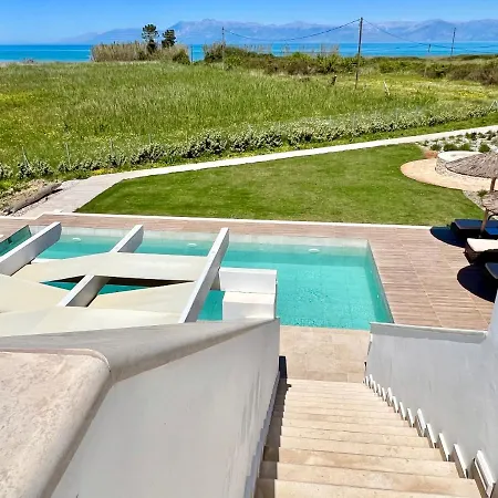 Luxury Beach Danune With Private Pool By Dadovillas * Astrakeri