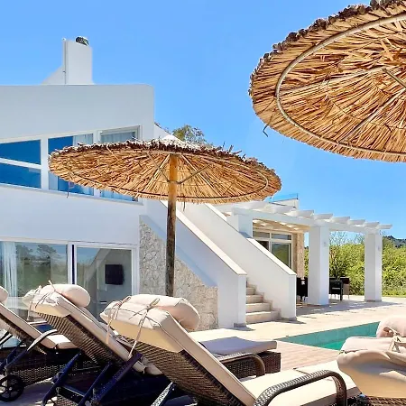 Luxury Beach Danune With Private Pool By Dadovillas Willa